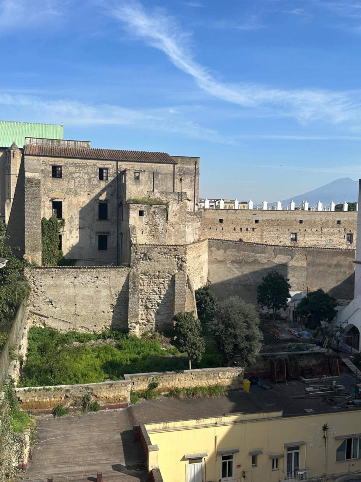 נאפולי Santa Chiara Garden View B&B מראה חיצוני תמונה