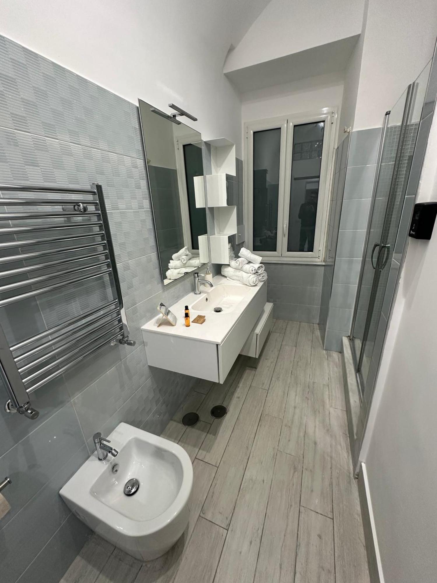 נאפולי Santa Chiara Garden View B&B מראה חיצוני תמונה