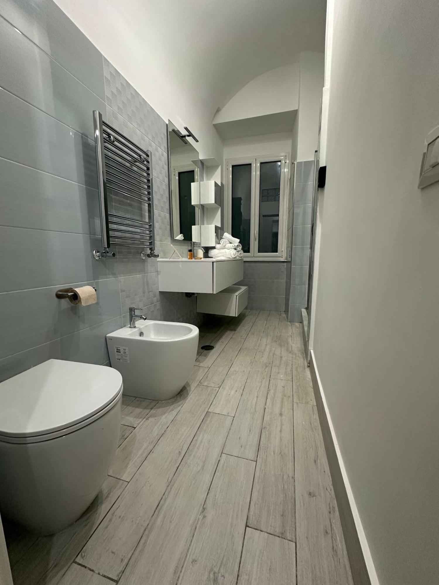 נאפולי Santa Chiara Garden View B&B מראה חיצוני תמונה