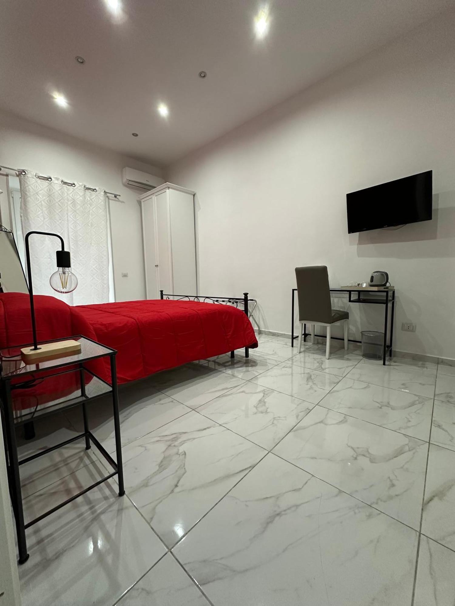 נאפולי Santa Chiara Garden View B&B מראה חיצוני תמונה