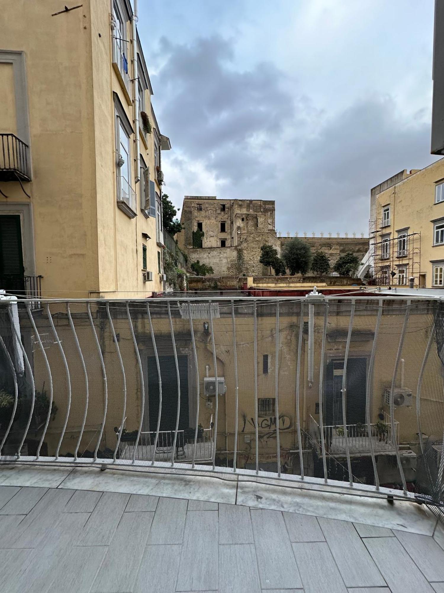 נאפולי Santa Chiara Garden View B&B מראה חיצוני תמונה