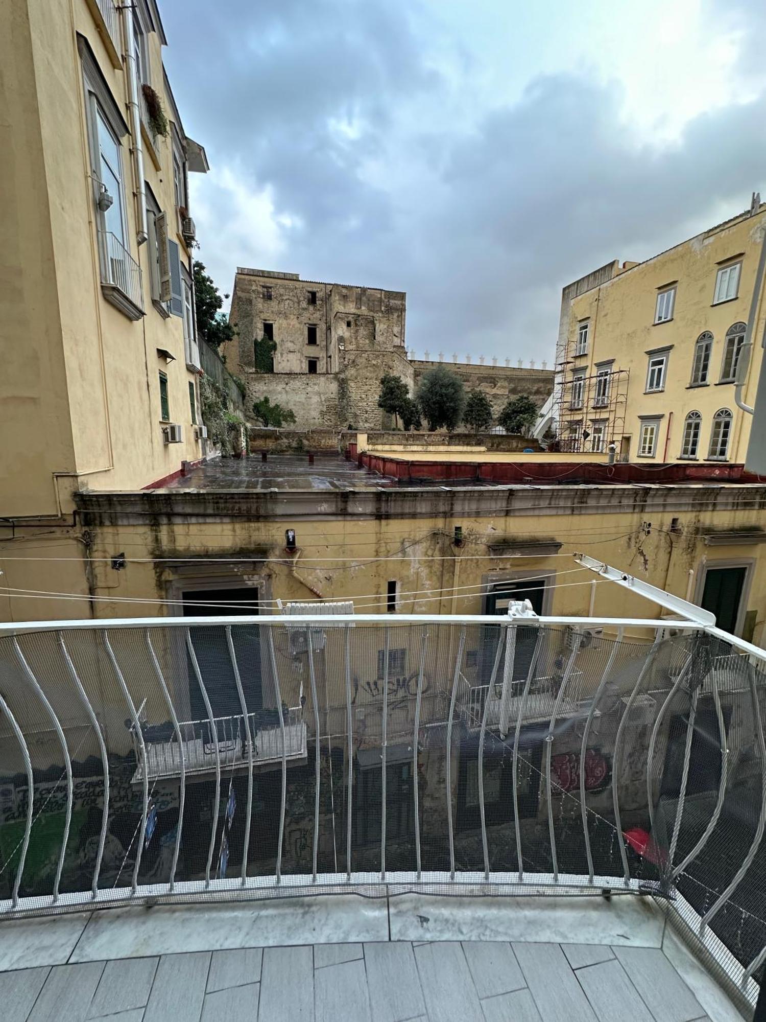 נאפולי Santa Chiara Garden View B&B מראה חיצוני תמונה