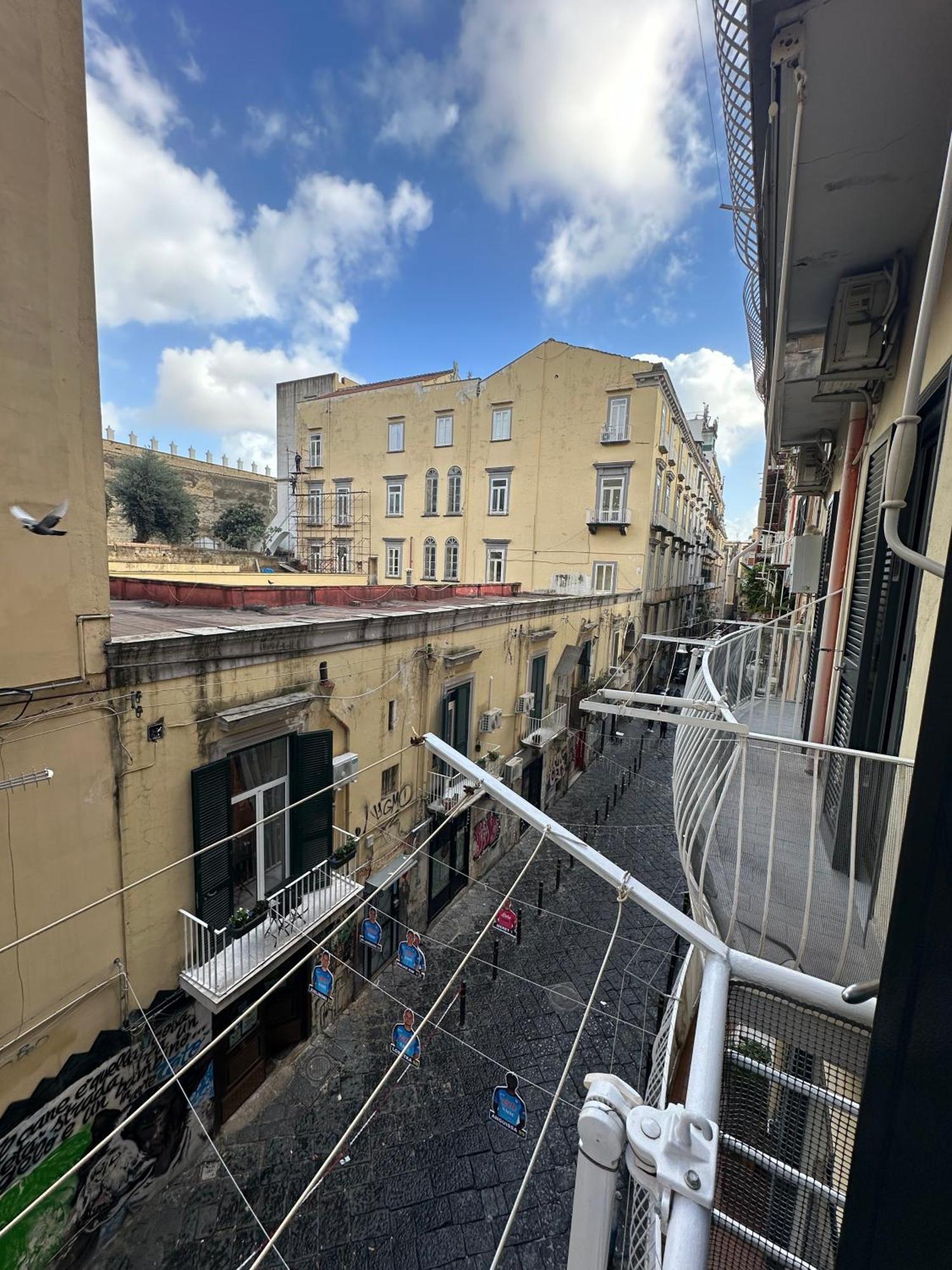 נאפולי Santa Chiara Garden View B&B מראה חיצוני תמונה